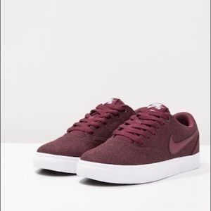 Nike SB Check Solar CVS Maroon